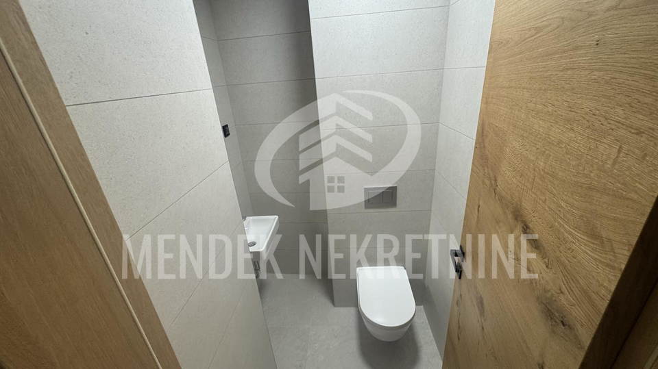 LUKSUZAN STAN U CENTRU GRADA &lpar;87&comma;60 m2&rpar;&ndash; NIKAD KORI&Scaron;TEN &ndash; PARKING I SPREMI&Scaron;TE &lpar;NAJAM&rpar;