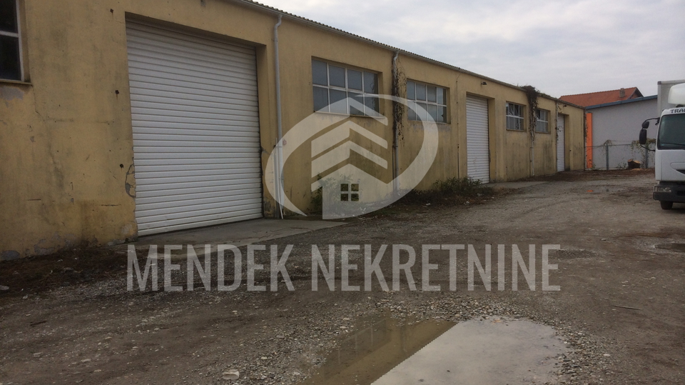 Gesch&auml;ftsraum&comma; 1500 m2&comma; Verkauf&comma; Vara&zcaron;din - Centar