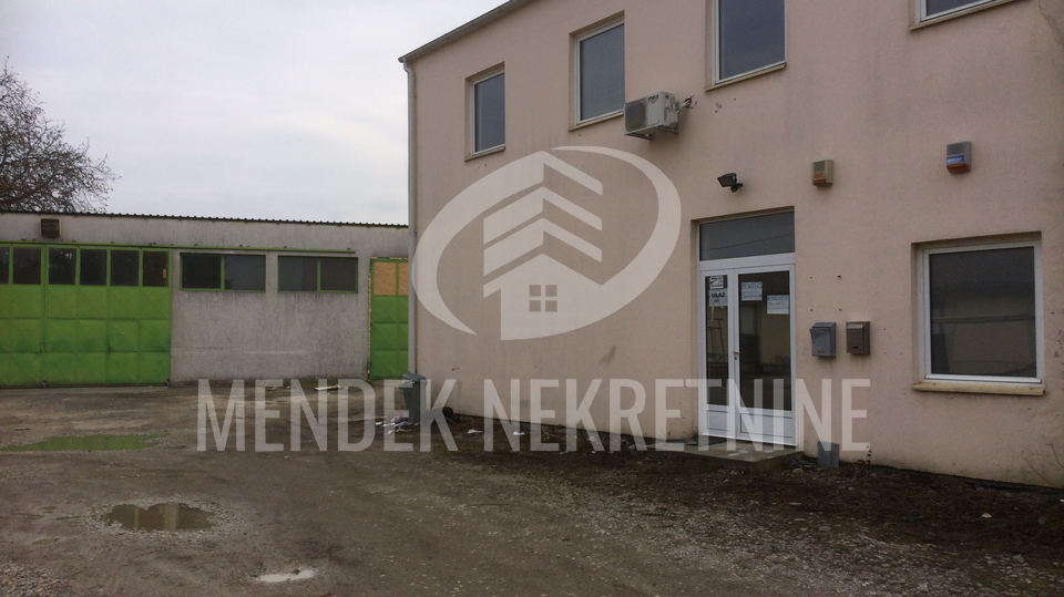 Gesch&auml;ftsraum&comma; 1500 m2&comma; Verkauf&comma; Vara&zcaron;din - Centar