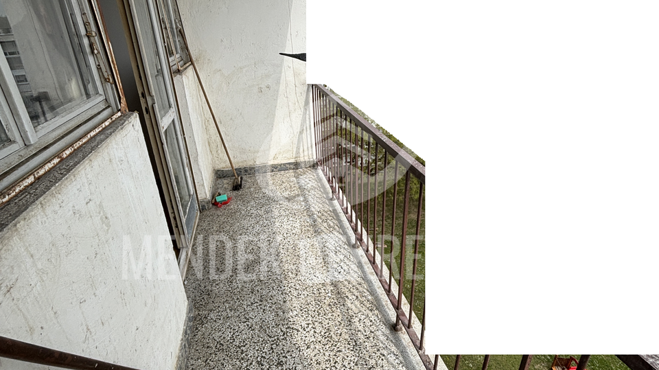 Apartment&comma; 80 m2&comma; For Sale&comma; Vara&zcaron;din - Banfica