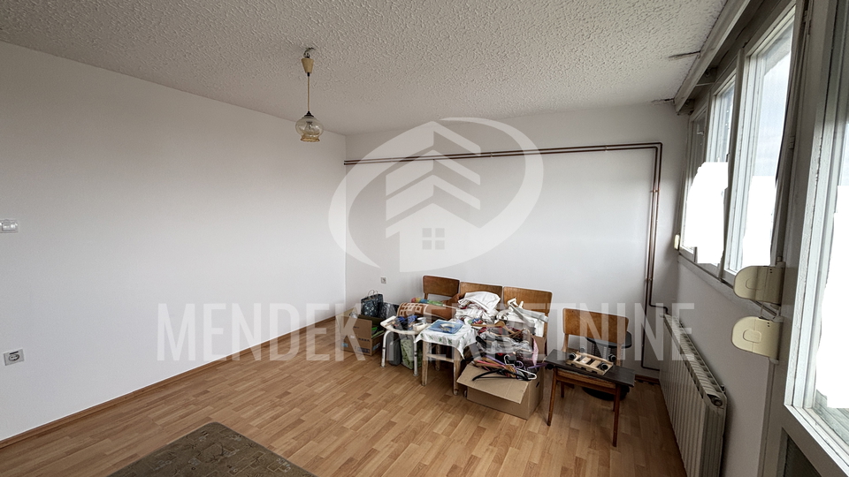 Apartment&comma; 80 m2&comma; For Sale&comma; Vara&zcaron;din - Banfica