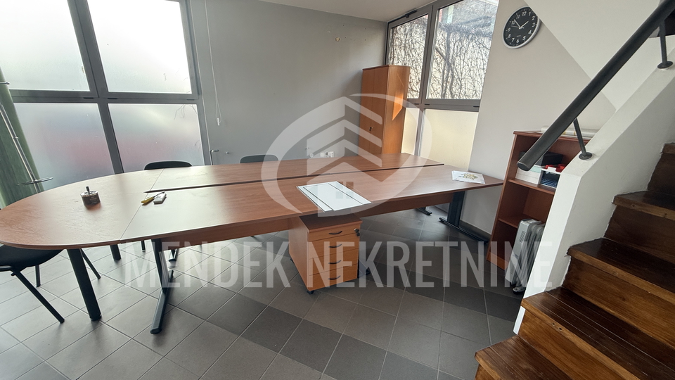 Commercial Property, 690 m2, For Sale, Čakovec - Centar