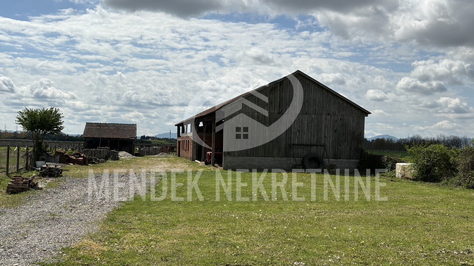 Commercial Property&comma; 7600 m2&comma; For Sale&comma; Vara&zcaron;din - Texas