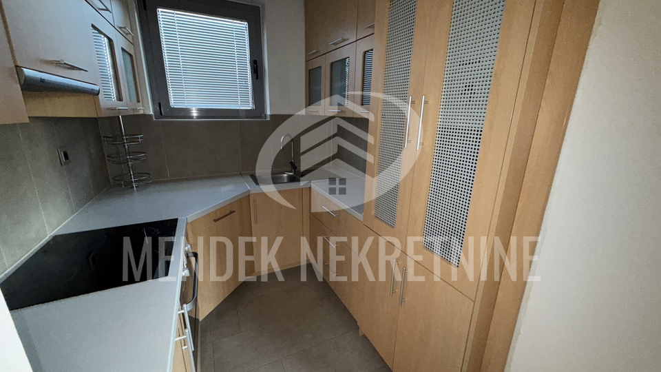 Commercial Property, 690 m2, For Sale, Čakovec - Centar