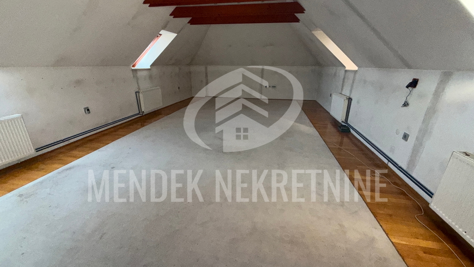 House, 690 m2, For Sale, Čakovec - Centar