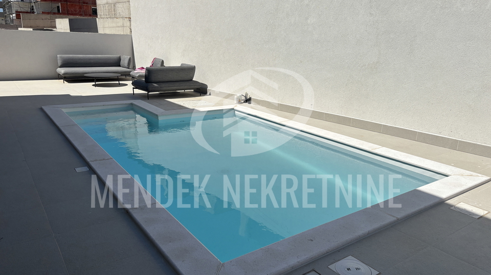 House&comma; 93 m2&comma; For Sale&comma; Povljana