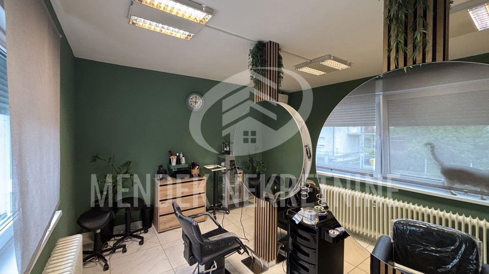 Pisarne&comma; 300 m2&comma; Prodaja&comma; Vara&zcaron;din - Centar
