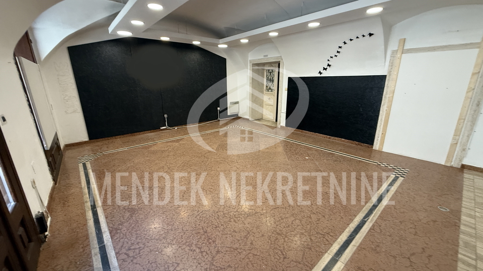 Ulični lokal 74 m2, pješačka zona, Varaždin, centar, najam