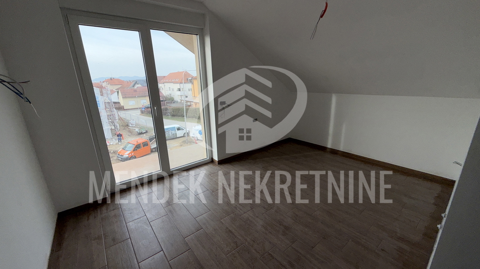 PRILIKA ZA INVESTICIJU&excl; KOMPLET 5 GARSONJERA 102 m2&comma; Hallers&comma; Vara&zcaron;din&comma; prodaja