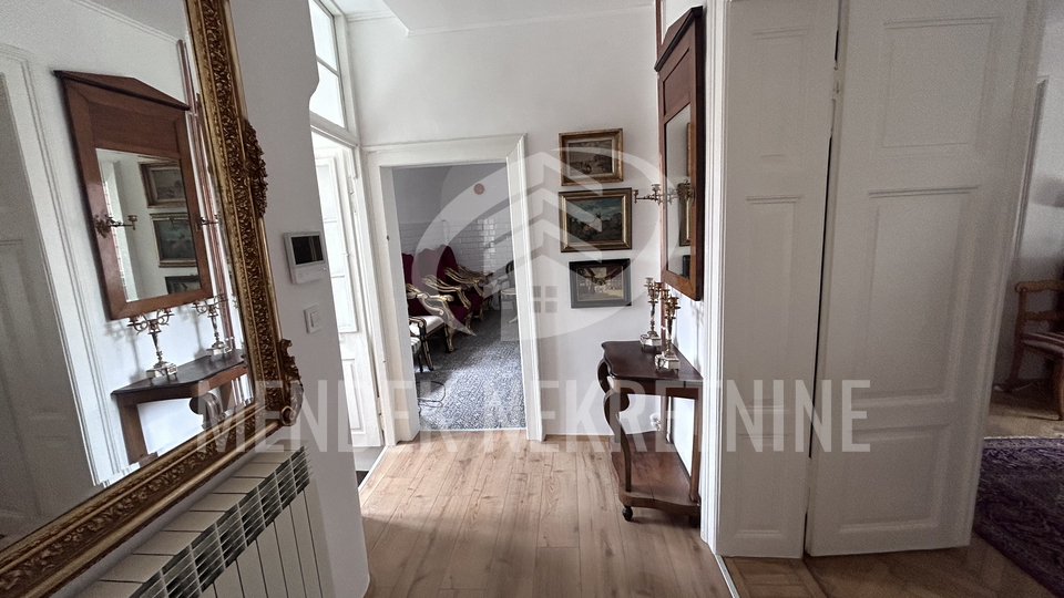 Haus, 248 m2, Verkauf, Varaždin - Centar