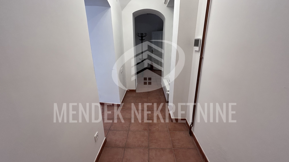 Haus, 248 m2, Verkauf, Varaždin - Centar