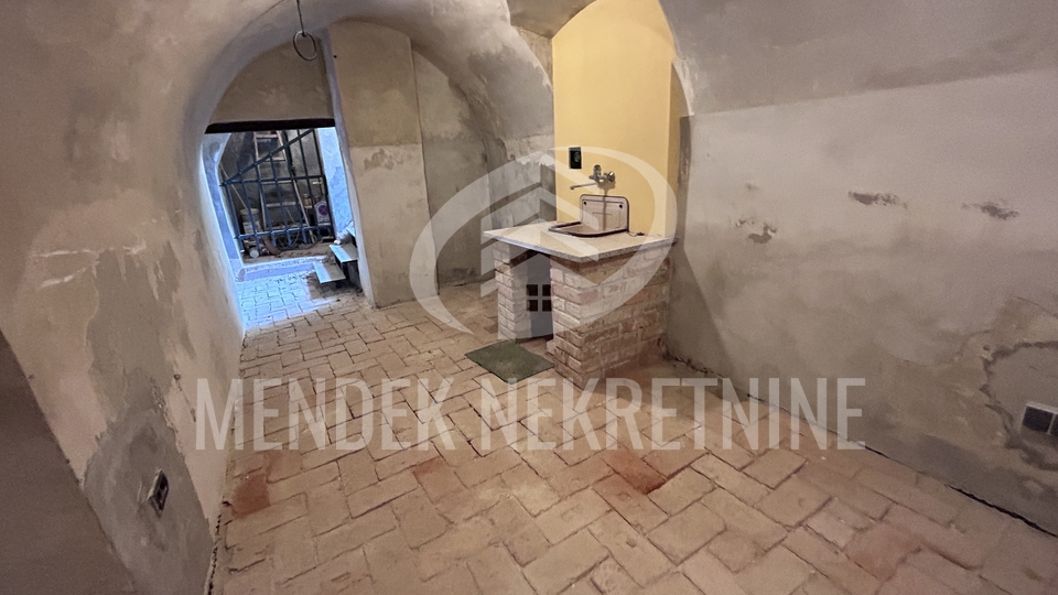 Haus, 248 m2, Verkauf, Varaždin - Centar