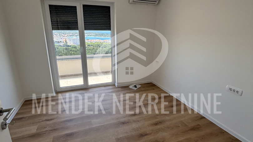 Apartma&comma; 74 m2&comma; Prodaja&comma; Novalja