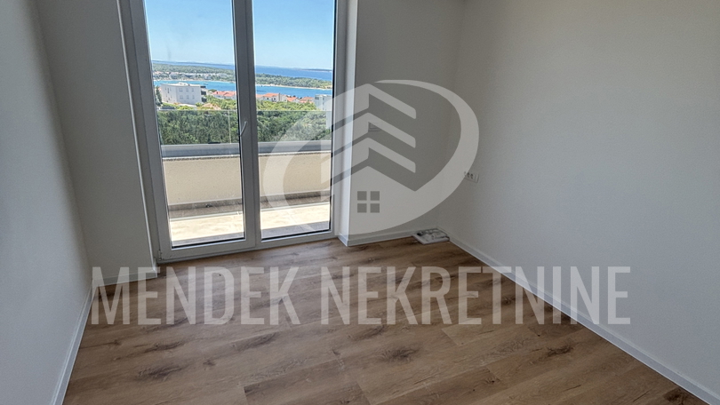 Apartma&comma; 74 m2&comma; Prodaja&comma; Novalja