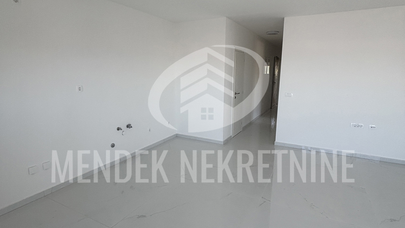 Apartma&comma; 74 m2&comma; Prodaja&comma; Novalja