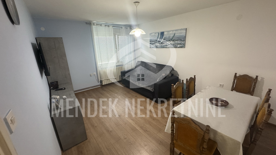 Stanovanje&comma; 49 m2&comma; Prodaja&comma; Vara&zcaron;din - Centar
