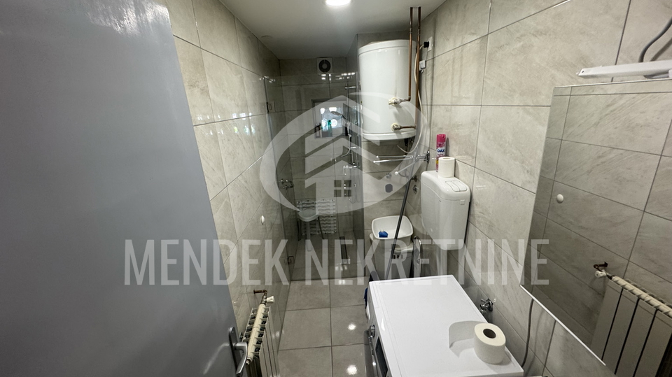 Stanovanje&comma; 49 m2&comma; Prodaja&comma; Vara&zcaron;din - Centar