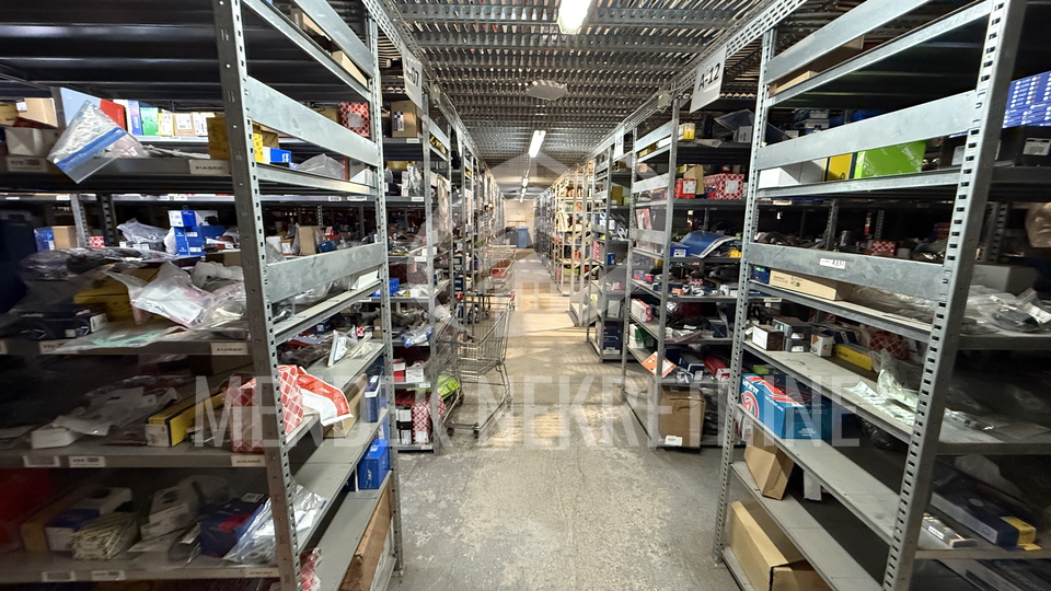 Hala, prodajno skladišni prostor 600 m2, glavna prometnica, Varaždin, zakup
