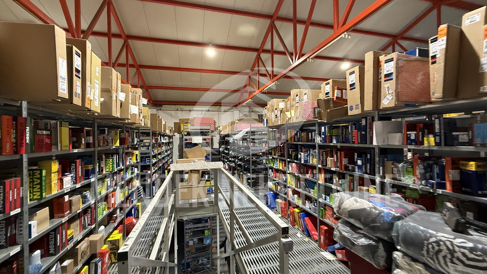 Hala, prodajno skladišni prostor 600 m2, glavna prometnica, Varaždin, zakup