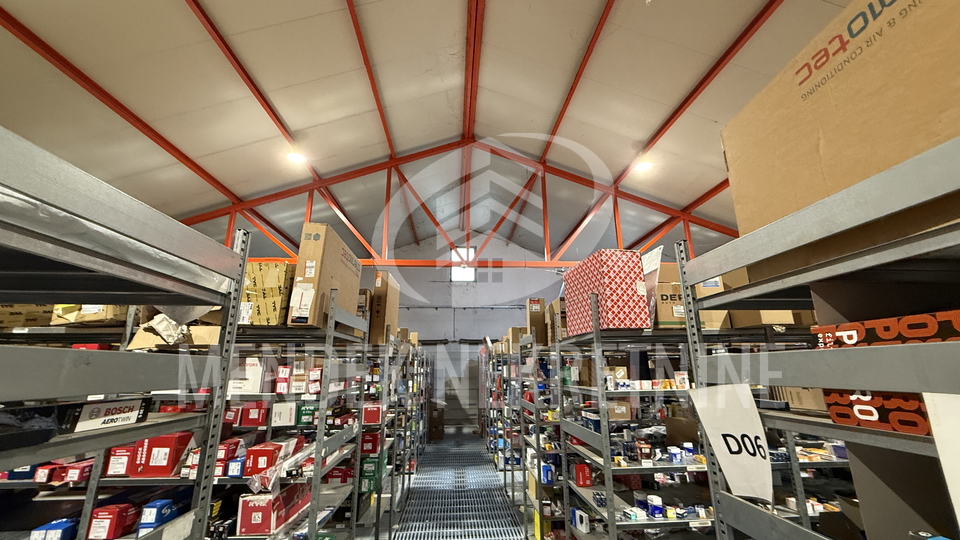 Hala, prodajno skladišni prostor 600 m2, glavna prometnica, Varaždin, zakup
