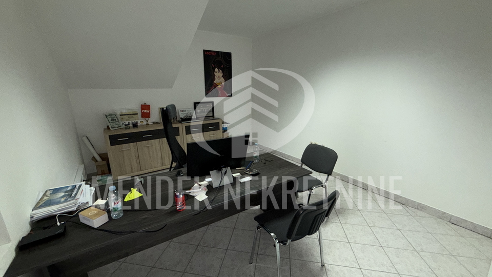 Hala, prodajno skladišni prostor 600 m2, glavna prometnica, Varaždin, zakup