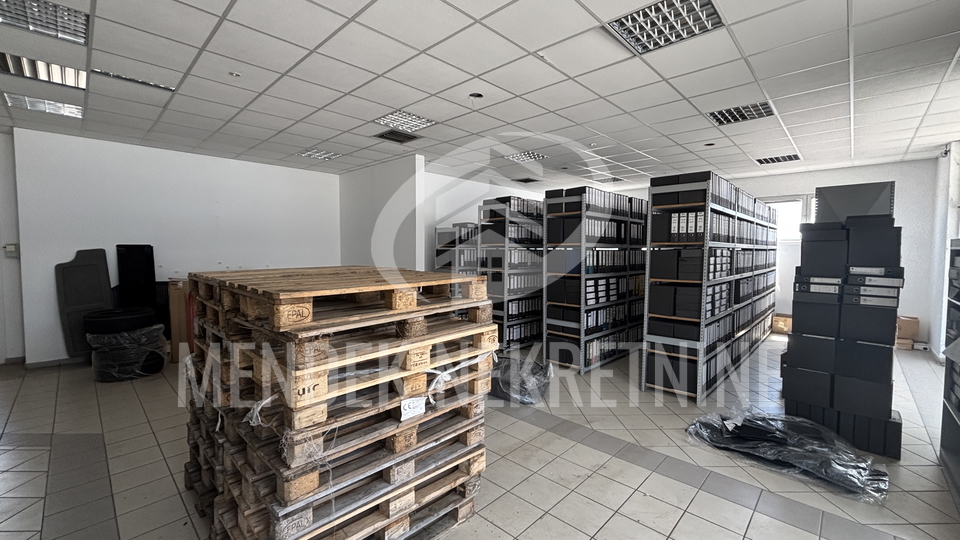 Uffici&comma; 290 m2&comma; Affitto&comma; Vara&zcaron;din - Hallers