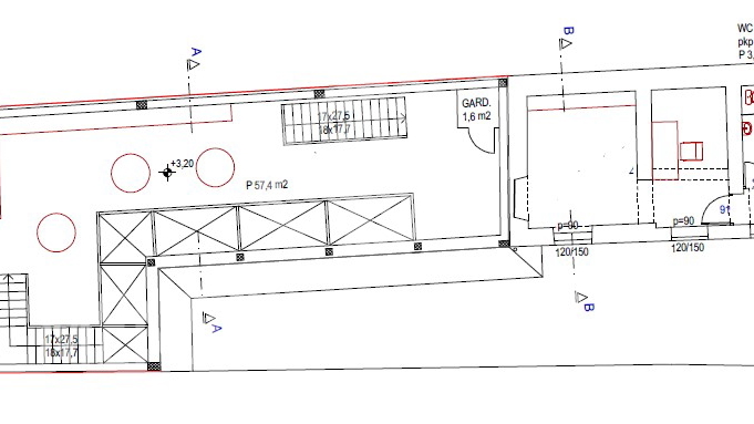 Caffe bar za zakup &vert; 185 m&sup2; &plus; terasa &vert; Strogi Centar Vara&zcaron;dina