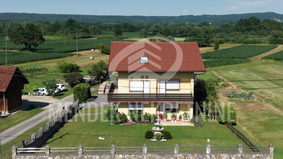 Haus&comma; 270 m2&comma; Verkauf&comma; Ozalj