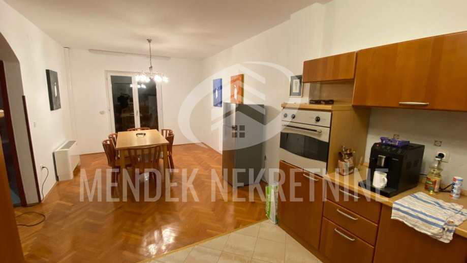 Haus&comma; 290 m2&comma; Verkauf&comma; Sveti Lovre&ccaron; - Perini