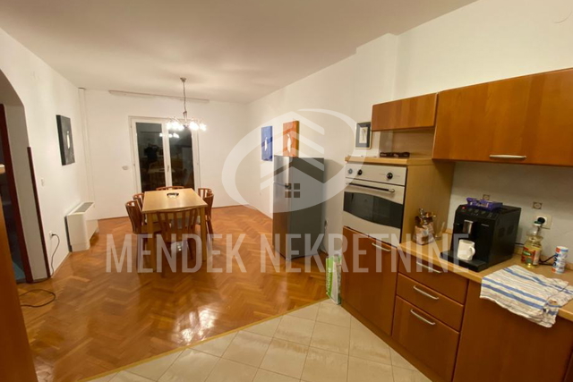 Haus, 290 m2, Verkauf, Sveti Lovreč - Perini