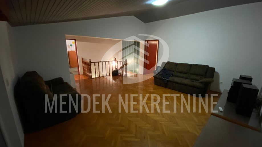 Haus&comma; 290 m2&comma; Verkauf&comma; Sveti Lovre&ccaron; - Perini
