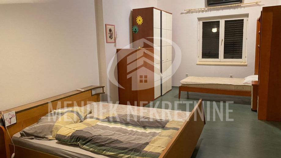 Haus&comma; 290 m2&comma; Verkauf&comma; Sveti Lovre&ccaron; - Perini