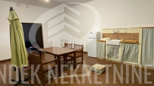 Haus&comma; 290 m2&comma; Verkauf&comma; Sveti Lovre&ccaron; - Perini