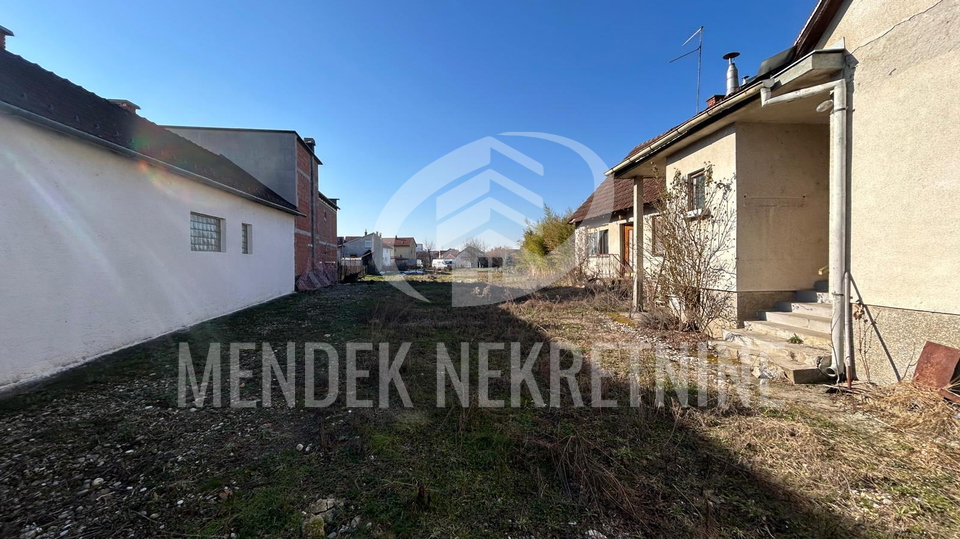 Hi&scaron;a&comma; 144 m2&comma; Prodaja&comma; Vara&zcaron;din - Banfica