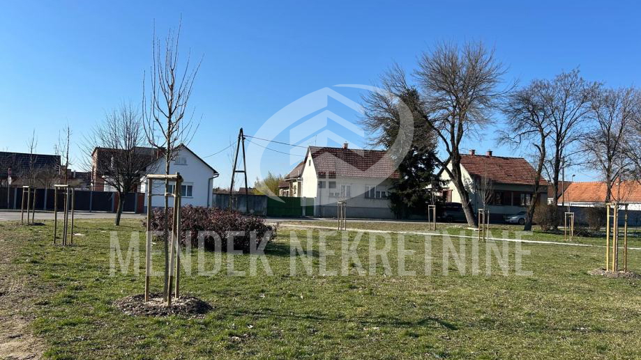 Hi&scaron;a&comma; 144 m2&comma; Prodaja&comma; Vara&zcaron;din - Banfica