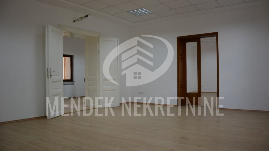 Casa&comma; 390 m2&comma; Vendita&comma; Vara&zcaron;din - Centar