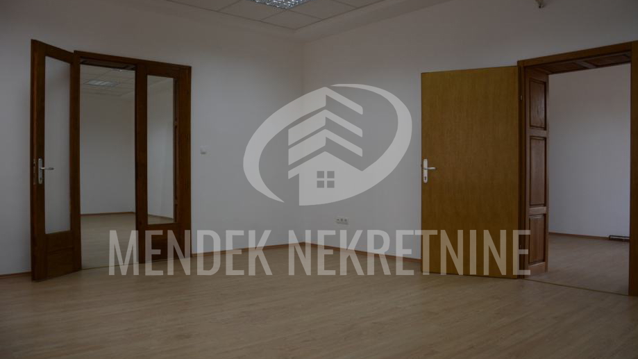 Casa&comma; 390 m2&comma; Vendita&comma; Vara&zcaron;din - Centar