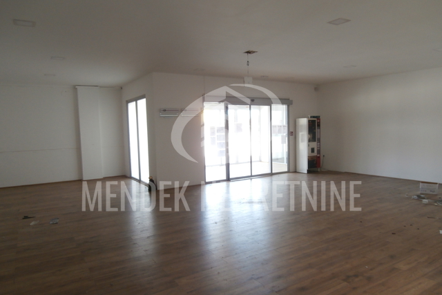 Uffici, 4950 m2, Affitto, Varaždin - Texas