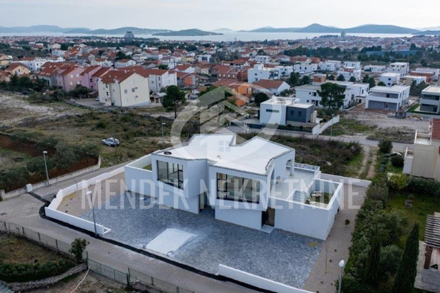 House, 179 m2, For Sale, Vodice