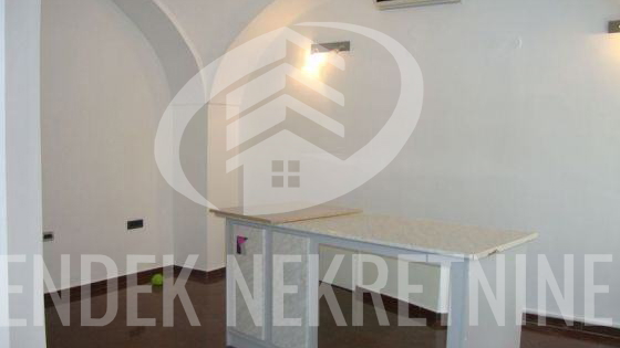 Gesch&auml;ftsraum&comma; 22 m2&comma; Verkauf&comma; Vara&zcaron;din - Centar