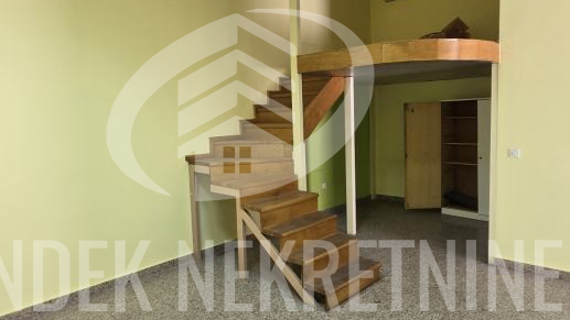 Commercial Property&comma; 58 m2&comma; For Sale&comma; Vara&zcaron;din - Centar