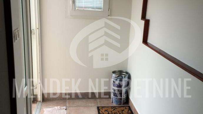 Gesch&auml;ftsraum&comma; 50 m2&comma; Vermietung&comma; Vara&zcaron;din - Centar