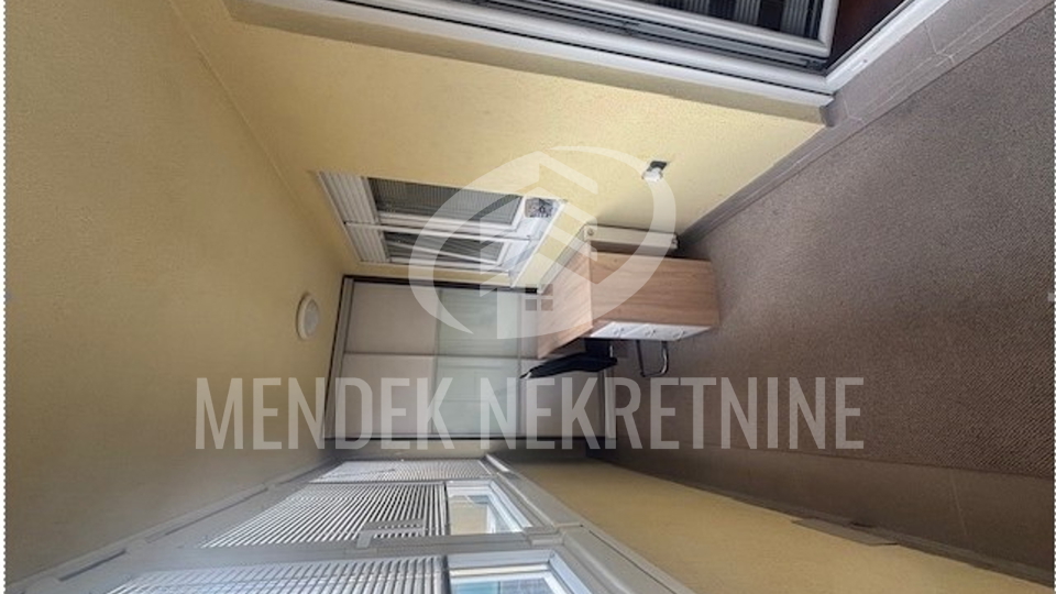 Apartment, 38 m2, For Rent, Varaždin - Centar