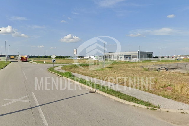 PROIZVODNA HALA, RADIONA, SKLADIŠTE, 1000 m2+ 150 m2 NADSTREŠNICE, UZ AUTOCESTU