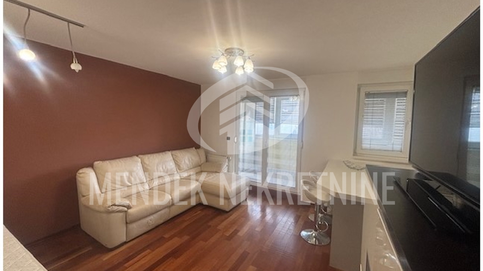 Apartment, 38 m2, For Rent, Varaždin - Centar