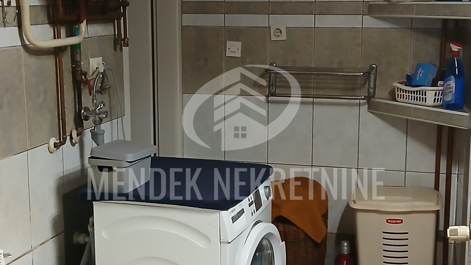 Apartment&comma; 120 m2&comma; For Sale&comma; Vara&zcaron;din - Centar