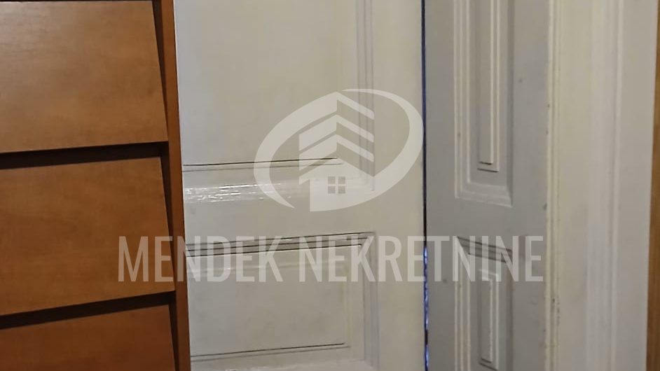 Apartment&comma; 120 m2&comma; For Sale&comma; Vara&zcaron;din - Centar