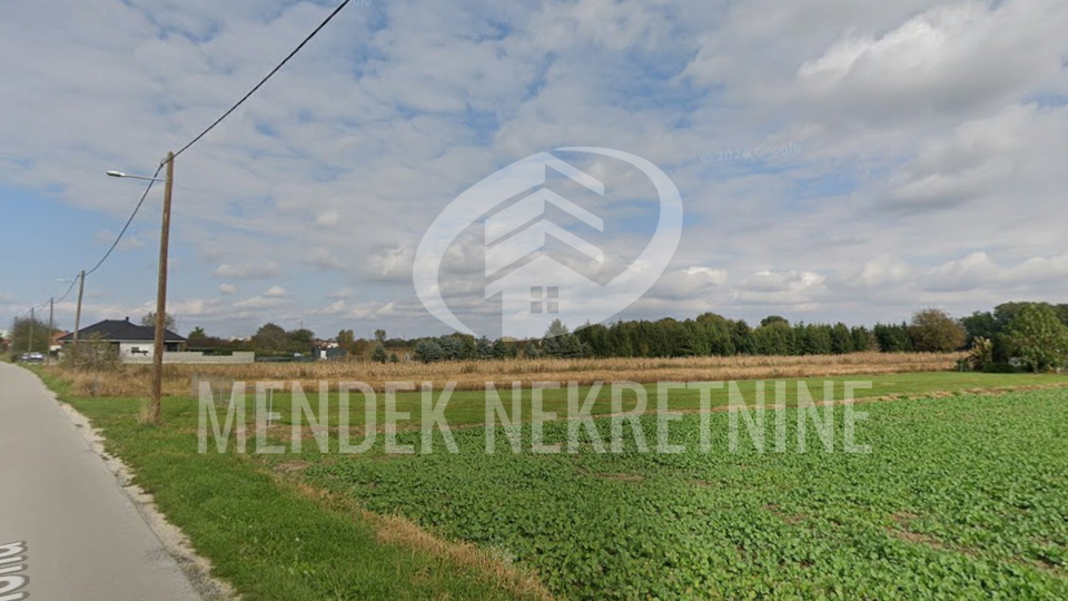 Land&comma; 4228 m2&comma; For Sale&comma; Vara&zcaron;din - Brezje