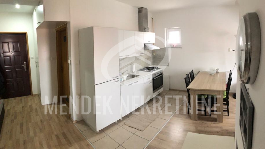 Apartment&comma; 44 m2&comma; For Sale&comma; &Ccaron;akovec - Centar