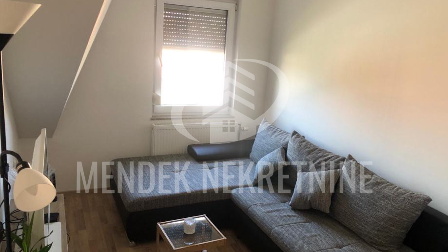 Apartment&comma; 44 m2&comma; For Sale&comma; &Ccaron;akovec - Centar